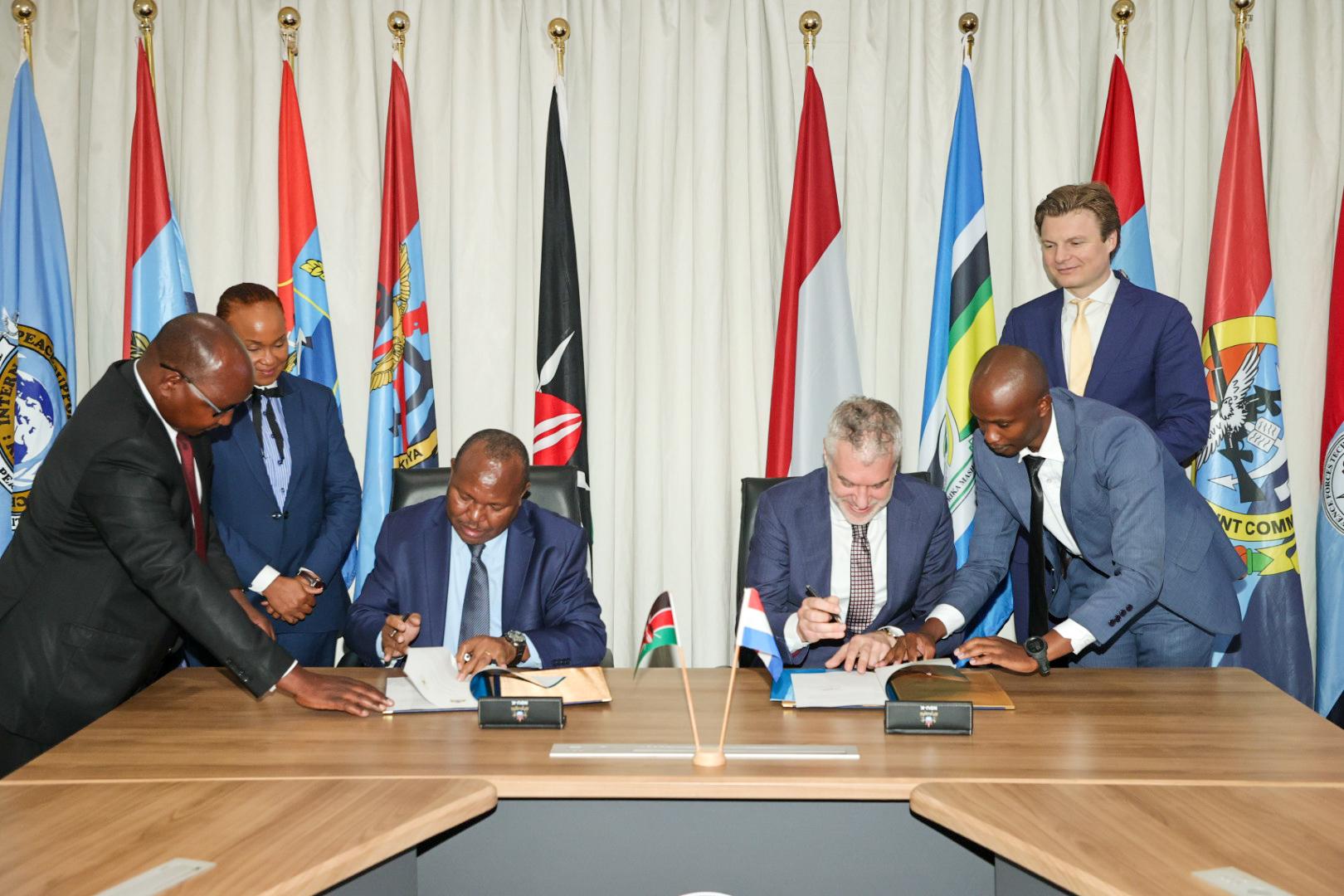 NETHERLANDS DEFENCE MINISTER VISITS NDU-K, SIGNS LETTER OF INTENT