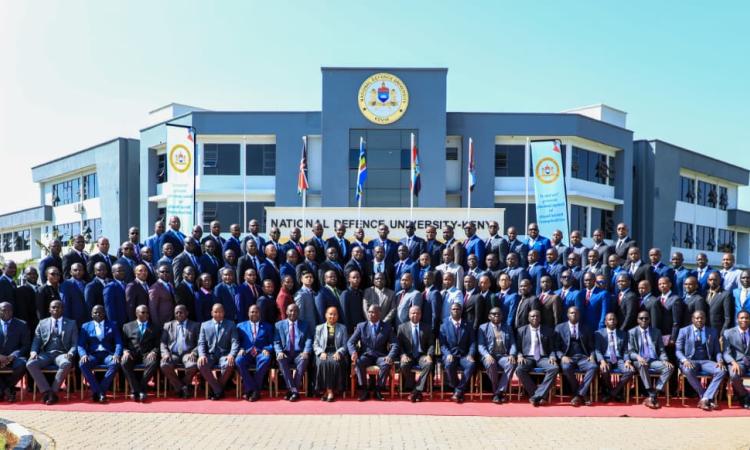 DEVELOPING STRATEGIC LEADERS FOR A COMPLEX SECURITY ENVIRONMENT 